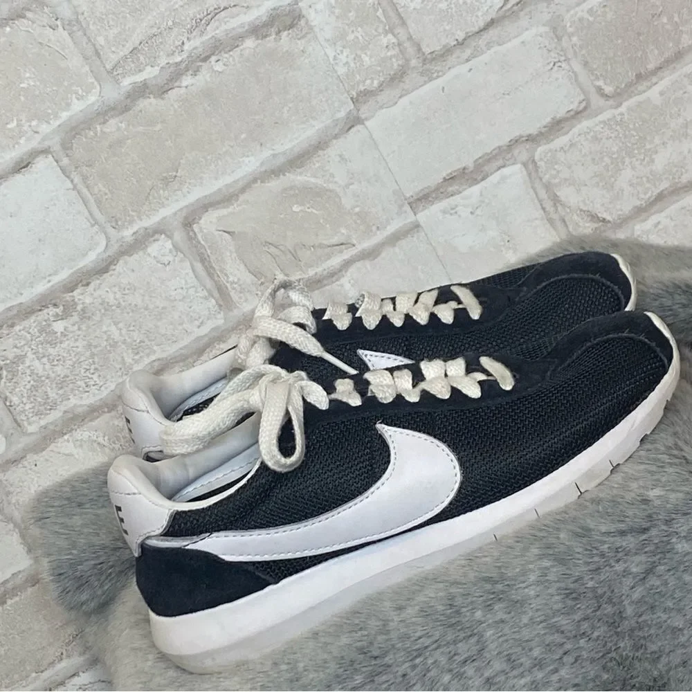 Nike Roshe LD-1000 Sneakers Size 7.5